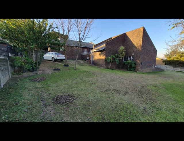 3 BEDROOM HOUSE TO LET IN MODEL PARK